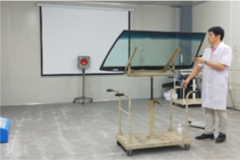 公司積極引進(jìn)專業(yè)人才和新技術(shù)，目前已擁有數(shù)條熟練的專業(yè)生產(chǎn)線